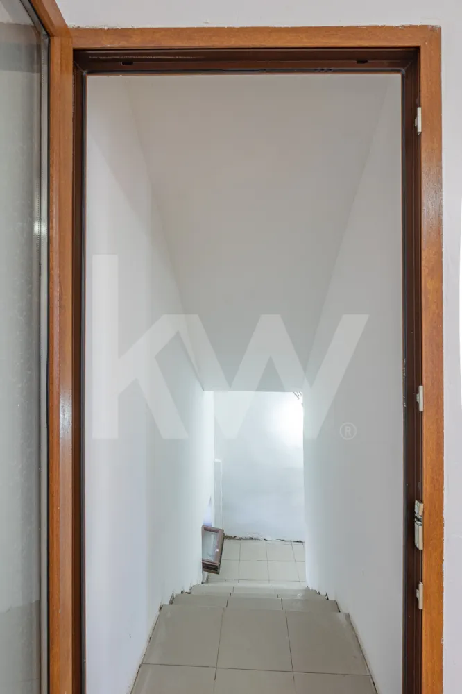 Casă individuală în Veterani, curte liberă 400 mp, zonă foarte căutată!