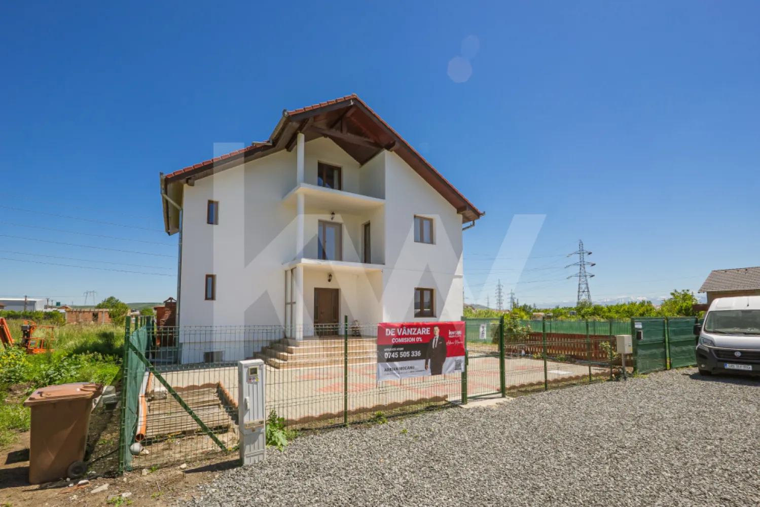 Casă individuală în Veterani, curte liberă 400 mp, zonă foarte căutată!
