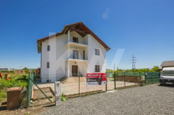 Casă individuală în Veterani, curte liberă 400 mp, zonă foarte căutată!