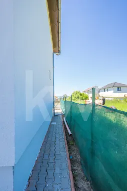 Casă individuală în Veterani, curte liberă 400 mp, zonă foarte căutată!