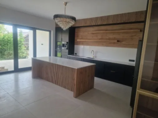 BRASADAS vinde casa P+1 in zona Micro 17.