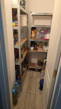 BRASADAS vinde ap 4 cam etaj 10/10 in Centru Nou.