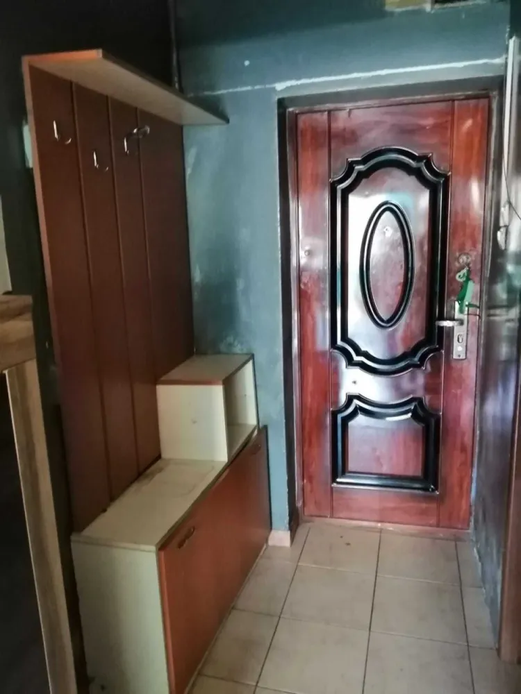 BRASADAS vinde garsoniera 22mp. pe Ostrovului la etajul 2/4. - Agenția imobiliara BRASADAS vinde garsoniera pe Ostrovului la etajul 2/4 cu suprafața utila de 21.77 mp. 
Www.brasadas.com.