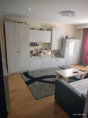 BRASADAS vinde ap 3 cam etaj 4/4 in Carpați 2.