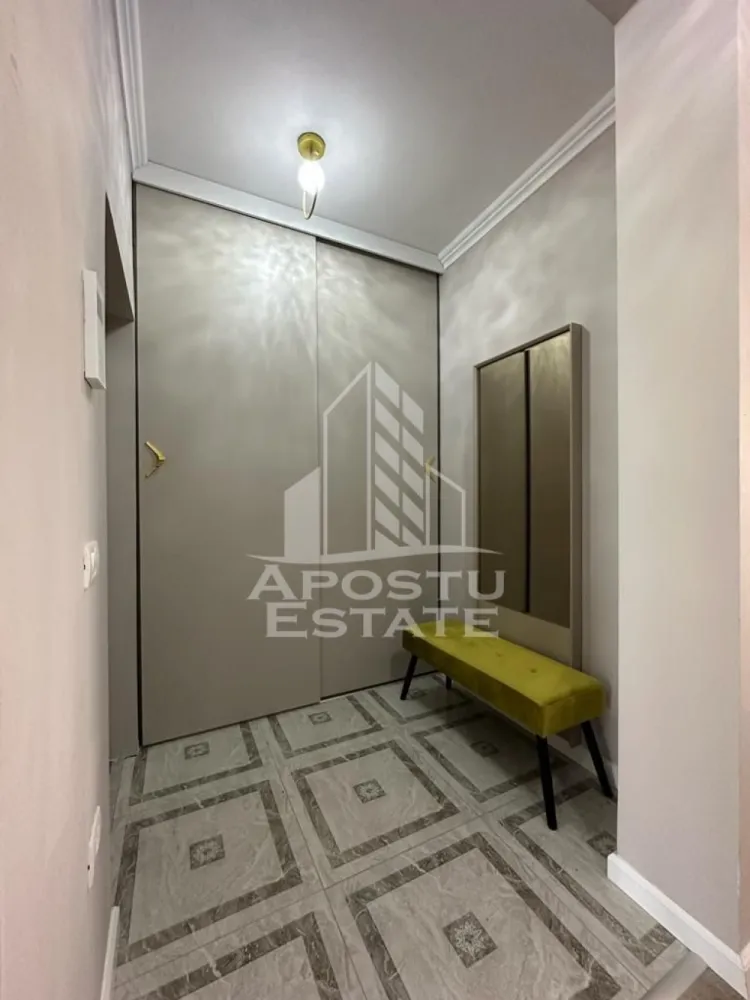 Apartament de lux cu 2 camere si dressing,Dumbravita - Apostu Estate va propune spre inchiriere un apartament de lux,nou,cu 2 camere in Dumbravita,zona Ikea.
Apartamentul este disponibil la etajul 1,cu o suprafata utila de 58 mp plus terasa.

Compartimentare:

-hol
-living cu bucatarie open space
-dormitor
-dressing
-baie 
-balcon deschis

Confortul termic se realizeaza prin intermediul centralei si al climei,incalzirea este in pardoseala.

Complet mobilat si utilat.

Un loc de parcare inclus.

Disponibil imediat!

Va asteptam cu drag la o vizionare!