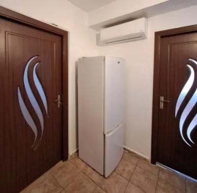 De inchiriat apartament 2 camere Ultracentral, et. 1, 1800 lei
