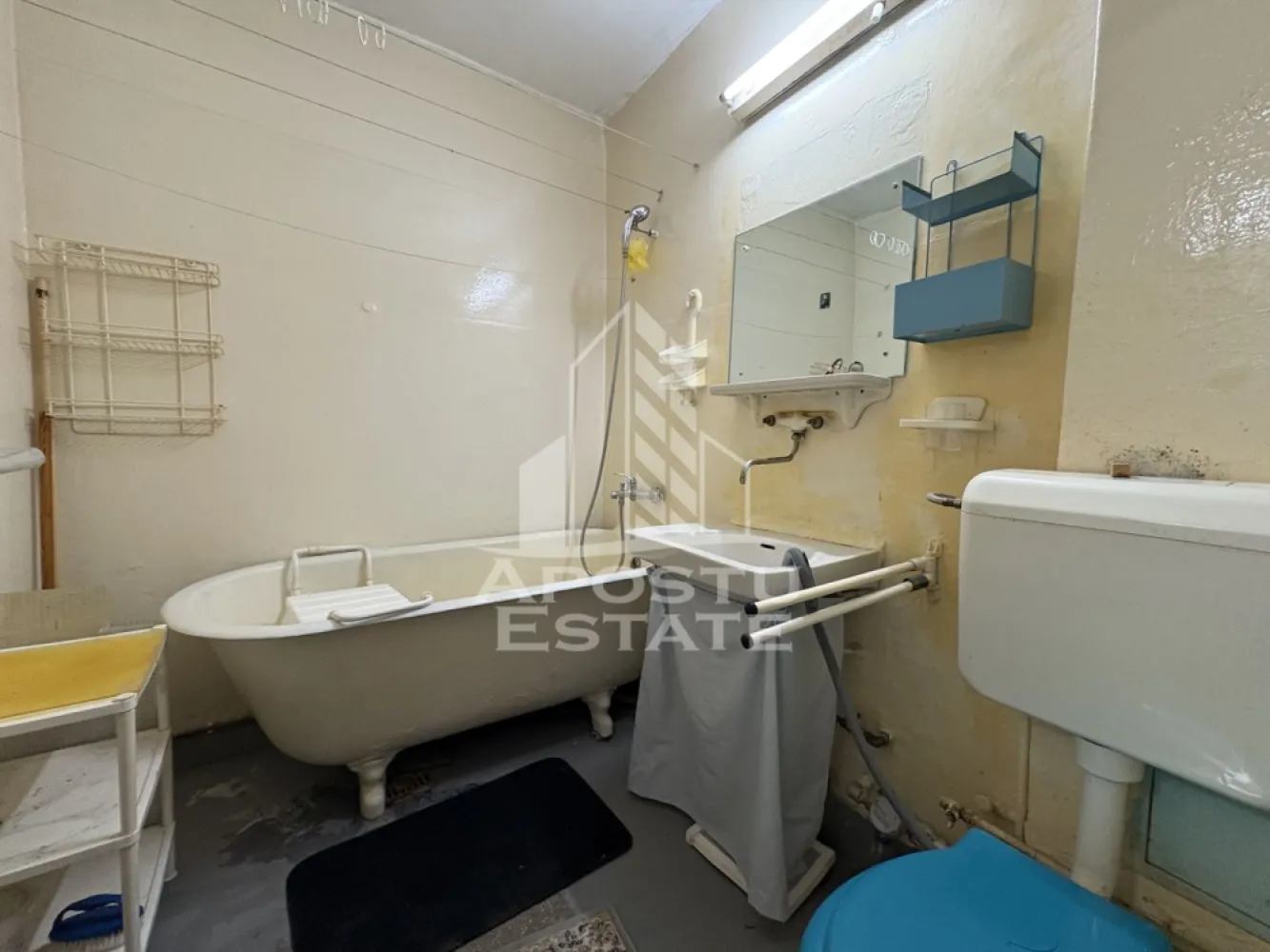 Apartament 2 camere Ultracentral cu balcon și vedere superbă
