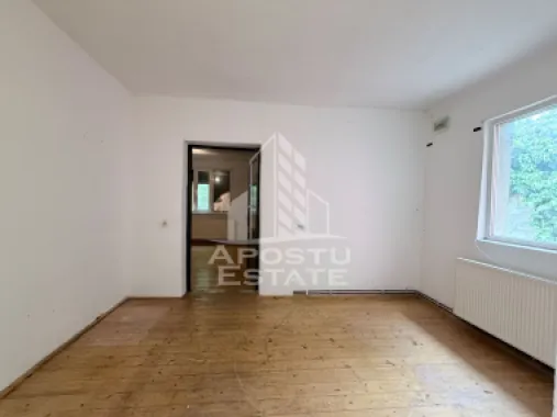 Casa individuala de vanzare pe parter Fratelia-Girocului