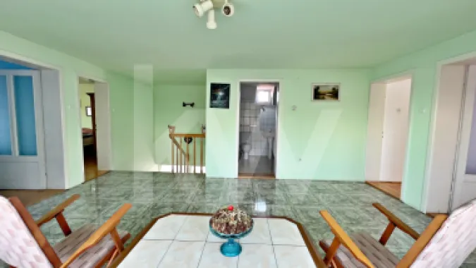 Casă 6 camere D+P+M-217 mp utili, 515 mp curte, Zona Cartier Kogalniceanu
