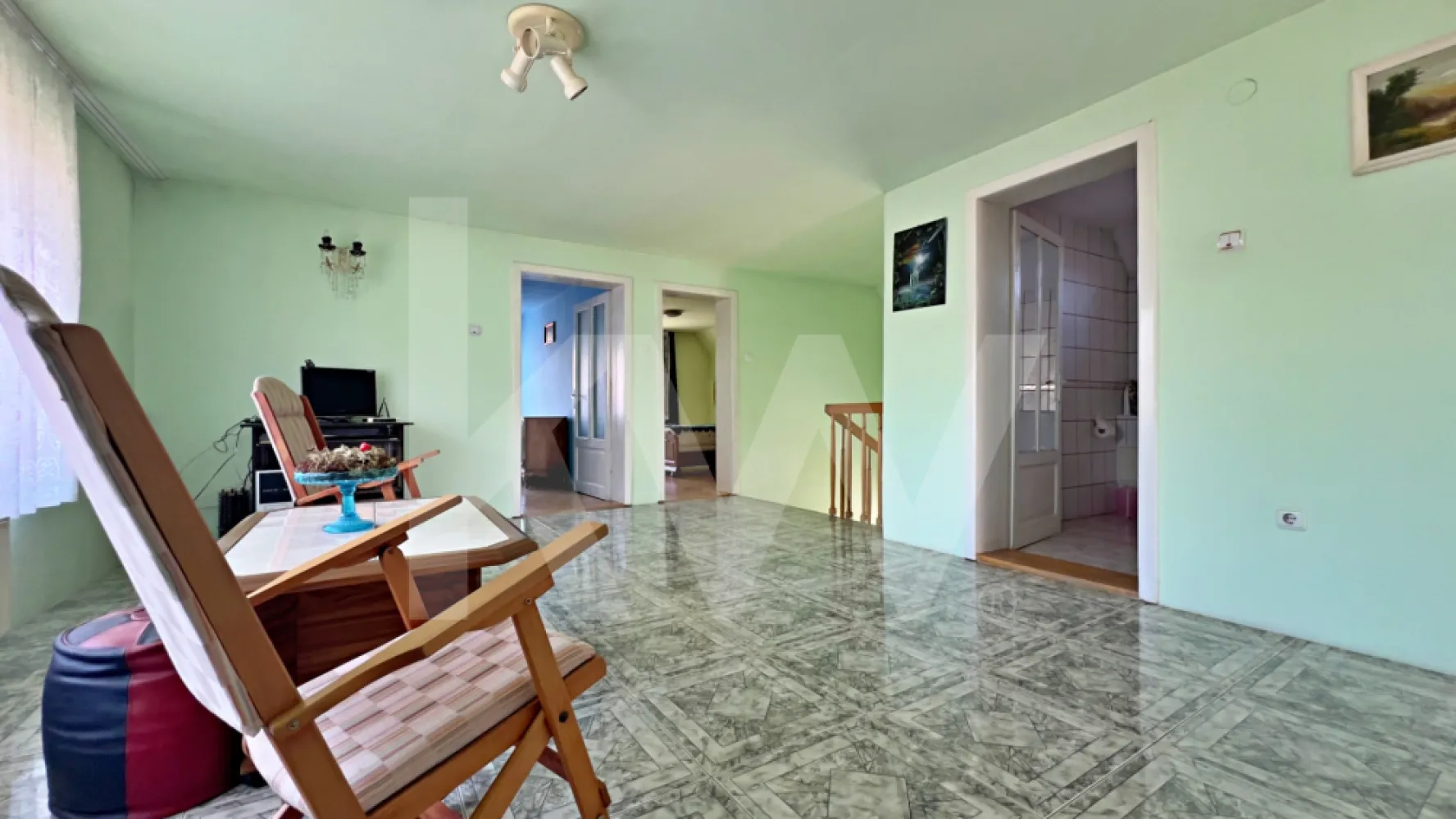 Casă 6 camere D+P+M-217 mp utili, 515 mp curte, Zona Cartier Kogalniceanu