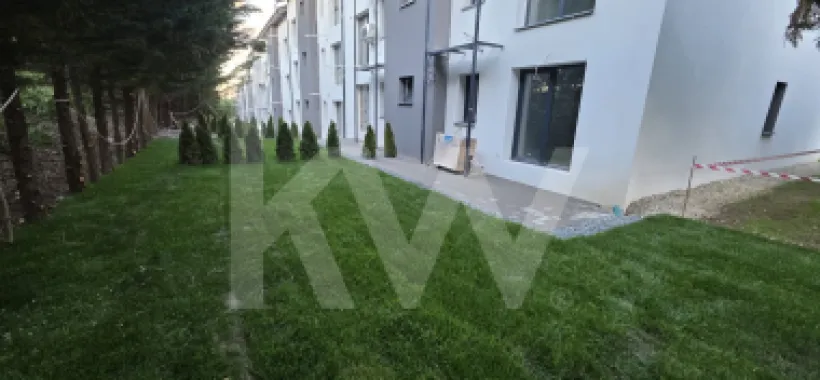 Apartament 3 camere, două băi, curte 50 mp -Natura la tine acasă! Cristian-SiBiU