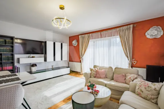 Apartament 3 camere - Etaj 1 - str. Lupeni - mobilat si utilat