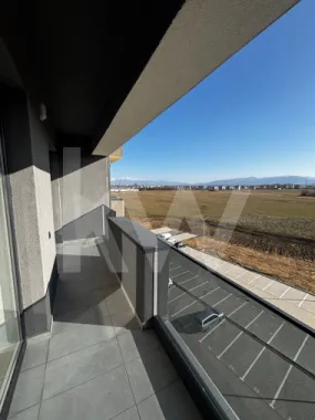 Apartament 3 camere modern, mobilat nou, 2 băi, etaj 5 cu lift – gata de mutare!