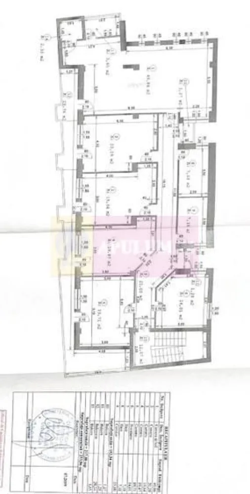 Unirii-Camera de Comert, Rooftop-Penthouse scara privata-lift, 460mp - VA oferim spre vanzare un penthouse+rooftop disponibile în centrul Bucureștiului in zona ultracentrala Camera de Comert, potrivit pentru afacerea ta sau rezidential. Cu o suprafata de 469mp constructie din 2010.
Apartamentul ocupă ultimul nivel al clădirii și beneficiază de acces direct cu liftul în zona de living, oferind intimitate și exclusivitate rar întâlnite. (acesta se poate transforma cu usurinta intr-o sala open space)
Caracteristici principale
 • 253 mp suprafață apartament
 • 211 mp rooftop privat (cu posibilitate de inaltare conform PUZ)
 • aproximativ 469 mp 
 • lift cu acces direct în apartament
 • 4 dormitoare
 • living generos
 • 2 băi
 • minim 2 locuri de parcare
 • finisaje din marmură
Rooftop privat de 211 mp
Terasa a fost amenajată ca spațiu de relaxare și socializare, cu zone lounge, vegetație ornamentală și iluminat ambiental.
De aici se pot admira repere importante ale Bucureștiului
Poate reprezenta o oportunitate pentru:
 • locuință premium;
 • reprezentanță de companie;
 • foarte potrivit pentru HoReCa;
 • concept boutique hospitality;
 • spațiu pentru evenimente private;
 • investiție cu poziționare exclusivistă.
Proprietatea are potențial de înalțare conform PUZ
Pentru detalii suplimentare si vizionari contactati agentul Dona Camelia 0733683461