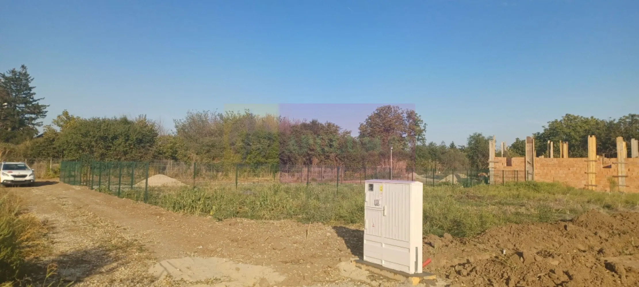 Săbăreni, lot de casă 500 mp, curent lângă teren - Săbăreni, teren intravilan construibil cu suprafata de 500 mp, cu 18 m front stradal. Zona rezidentială, locuințe parter sau p+1E, cu posibilitate racordare la rețeaua de curent electric - lângă teren. Preț lot 500 mp + cotă de drum = 18.500 EUR. Nu se plătește comision sau TVA