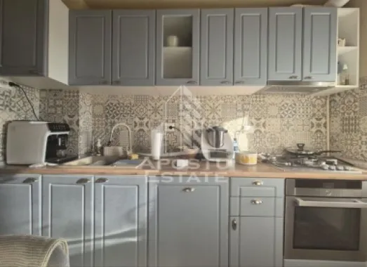 Apartament cu 3 camere de vanzare, decomandat, zona Sagului, Timisoara