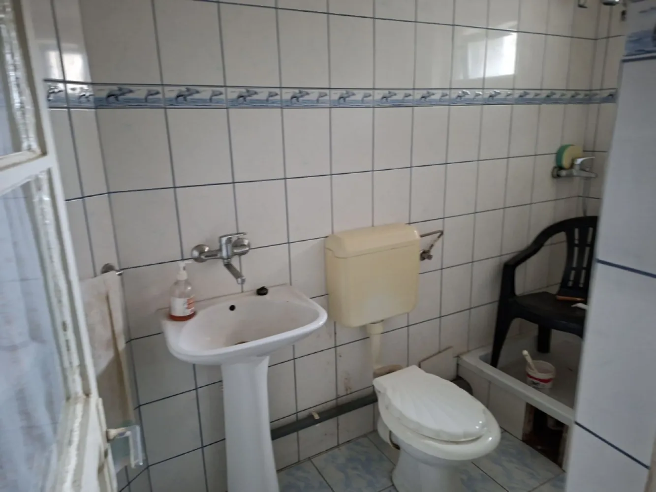 BRASADAS vinde casa individuala 8 cam 8.6a zona Baritiu. - Agenția imobiliara BRASADAS vinde apartament cu 8 camere si teren aferent de 860 mp. in zona Baritiu. 
Casa necesita renovare.
Www.brasadas.com.