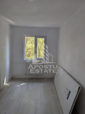 Apartament cu 2 camere de vanzare, etaj 1, zona Sagului, Timisoara