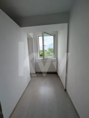 Apartament luminos cu 1 cameră, zonă liniștită – Str. Florilor, Cisnădie