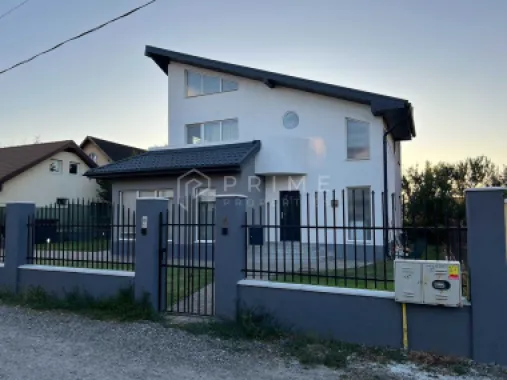 DE VÂNZARE: Casă Modernă „La Cheie” (175 mp) | 7 Noiembrie