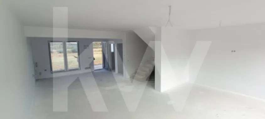 Duplex de vanzare zona Tropinii Vechi