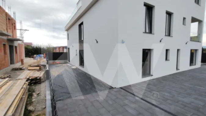 Apartament premium modern cu curte privata-Arhitectilor
