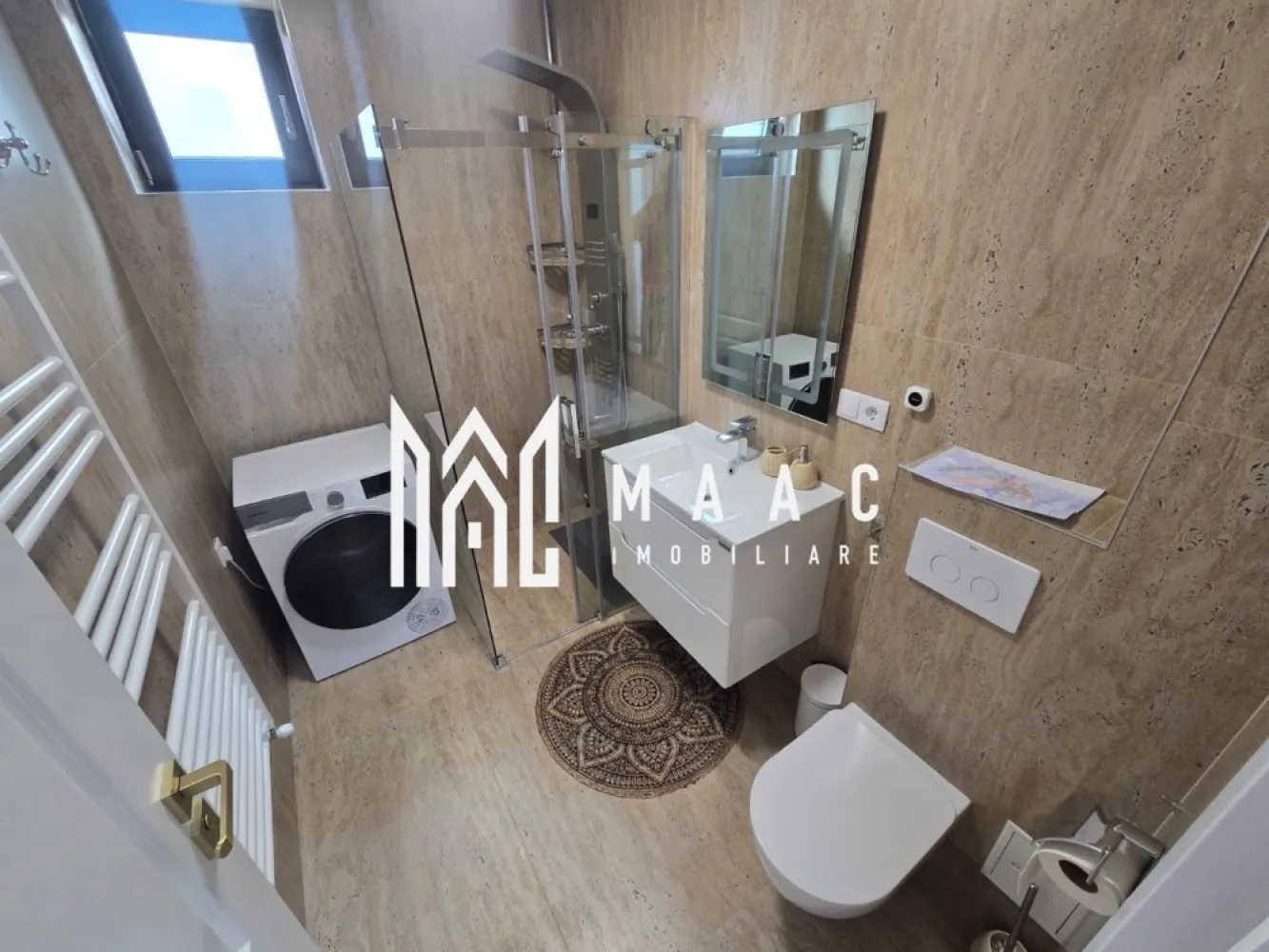 Apartament 3 camere 84 mpu 2 bai 2 balcoane Selimbar Lidl - Vă propunem spre vânzare un apartament modern și elegant amenajat, situat în Șelimbăr, zona Lidl situat la parter foarte bine compartimentat.

Locuința beneficiază de o suprafață utilă generoasă de 83 mp, compartimentată eficient pentru a oferi confort și funcționalitate unei familii moderne.

Apartamentul dispune de 3 camere decomandate, 2 băi, 2 balcoane și o cămară practică pentru depozitare, fiind vândut complet mobilat și utilat, exact ca în fotografii. 

Compartimentare:

Living spațios și luminos cu iesire pe balcon
Bucătărie complet mobilată și utilată si iesire pe balcon
2 dormitoare confortabile
2 băi
2 balcoane
Cămară
Hol generos

Dotări și beneficii:
✔ Încălzire în pardoseală pentru un confort termic superior
✔ Jaluzele electrice la toate ferestrele
✔ Compartimentare decomandată
✔ Complet mobilat și utilat
✔ Două băi
✔ Două balcoane
✔ Cămară pentru depozitare suplimentară
✔ Loc de parcare inclus în preț
✔ Apartament Ready to Move – disponibil pentru mutare imediată
✔ Zonă apreciată si linistita ,aproape de magazine, școli, grădinițe și mijloace de transport

Datorită finisajelor moderne, spațiului generos și dotărilor premium, această proprietate reprezintă alegerea ideală atât pentru locuire, cât și pentru investiție.