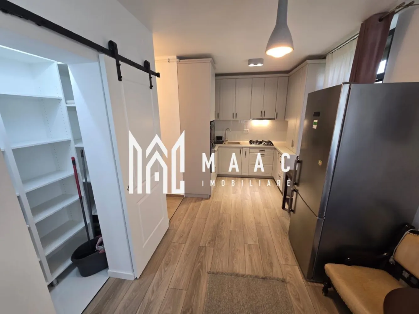 Apartament 3 camere 84 mpu 2 bai 2 balcoane Selimbar Lidl