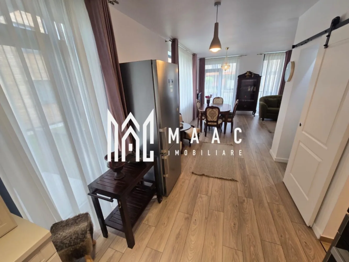 Apartament 3 camere 84 mpu 2 bai 2 balcoane Selimbar Lidl