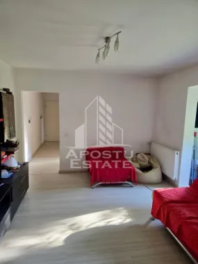 Apartament 3 camere de vanzare, zona Circumvalatiunii, Timisoara