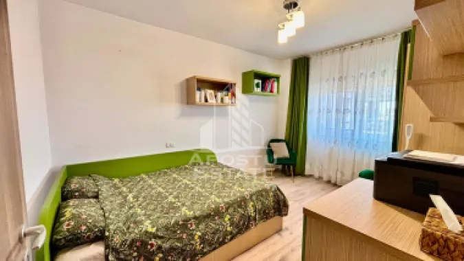 Apartament cu 2 camere, 2 bai de vanzare in Complexul Studentesc