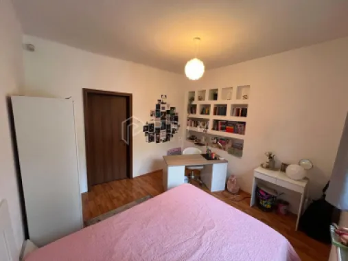 Casă în Zonă Ultracentrală – Proximitate Papiu și Cetatea Medievală