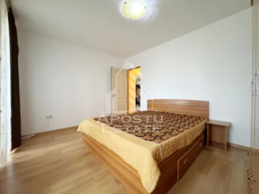 Apartament de vanzare 3 camere, 71mp utili + 7mp balcon -Giroc