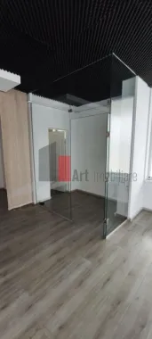 Spatiu comercial 2 etaje stradal, compartimentat, Popesti Leordeni