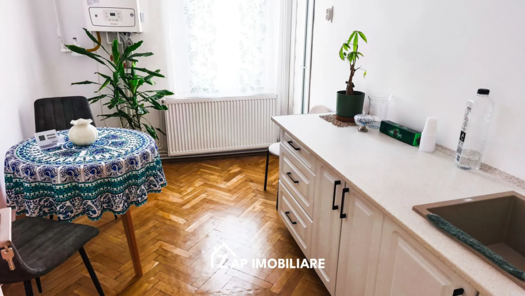 Cabinet psihologic- Tudor - spațiu modern -acces imediat - Titlu: Cabinet psihologie 25 mp, spațiu modern, acces imediat

Mentionati ID-ul proprietatii cand apelati: Contact ⓪⑦②⑥ ②②③ ⑧⑧⑥ Sebastian

Cabinet psihologie de închiriat, ideal pentru activitate individuală sau terapie, amplasat într-un spațiu de birouri modern și ușor accesibil.

-- Suprafață utilă: 25 mp
-- Compartimentare: 1 încăpere + baie
-- Destinație: cabinet psihologie / activități conexe
-- Etaj: toate etajele disponibile
-- Disponibilitate: imediat
-- Preț: 200 €/lună sau 8 €/mp

Spațiul este potrivit pentru desfășurarea activităților de consiliere și psihoterapie, oferind un cadru liniștit și profesional.

Contact ⓪⑦②⑥ ②②③ ⑧⑧⑥ Sebastian

Comision agenție: 50% din valoarea primei chirii