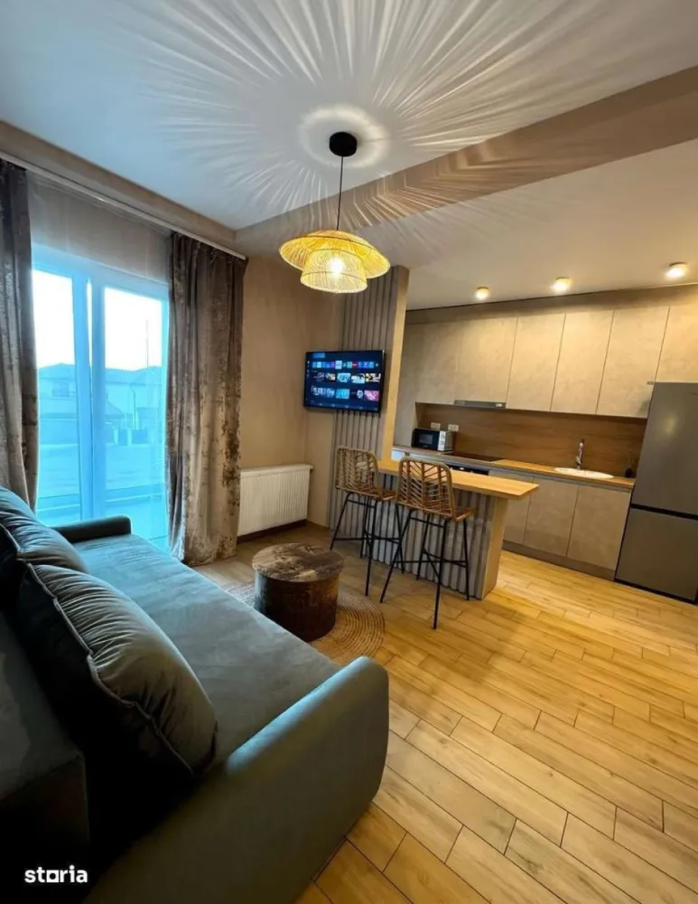 OFERTĂ RARĂ – 2 unități LUX cu jacuzzi, randament imediat - Mentionati ID-ul proprietatii cand apelati: CP3047433
Contact ⓪⑦②⑥ ②②③ ⑧⑧⑥ Sebastian

Vă propunem o proprietate atipică, situată în cartierul rezidențial premium Unirii Park Luxury din Târgu Mureș – ideală atât pentru locuire, cât și pentru investiție cu venit imediat.

Este vorba despre un apartament împărțit inteligent încă din faza de construcție în două unități complet independente, fiecare cu intrare proprie. În acte există un singur CF, însă funcțional vorbim despre două spații separate, perfect optimizate.

Proprietatea este situată la etajul 1 într-un imobil nou, finalizat în 2025, și se predă complet mobilată și utilată, la standarde premium.

-- compartimentare eficientă în 2 unități independente
-- 2 terase generoase
-- jacuzzi propriu în fiecare unitate (Wellis)
-- aer condiționat în fiecare cameră
-- sistem Smart Home integrat
-- electrocasnice Samsung și Electrolux
-- obiecte sanitare Grohe & Geberit
-- electrocasnice în garanție până la 5 ani

Compartimentare:

-- Studio LUX: dormitor cu pat matrimonial, jacuzzi, bucătărie, baie, terasă
-- Apartament 2 camere: living open-space cu bucătărie, dormitor cu jacuzzi, baie, dressing/debara, terasă dublă

Un avantaj major este faptul că proprietatea generează deja venit:

-- 700 euro/lună chirie totală (300 euro + 400 euro)
-- chiriașii pot rămâne sau eliberarea se face la cerere

Cartierul oferă un mediu modern și sigur:

-- zonă liniștită și verde
-- acces privat
-- supraveghere video
-- stație încărcare mașini electrice

Există posibilitatea recompartimentării rapide într-un apartament spațios cu 3 camere.

-- preț: 139.900 euro (negociabil)
-- 2 locuri de parcare disponibile: 5.000 euro / loc

Comision Agentie ZERO

Contact ⓪⑦②⑥ ②②③ ⑧⑧⑥ Sebastian