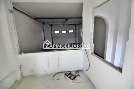 Spatiu Comercial zona Gh.Doja,70 mp.2 parcari private