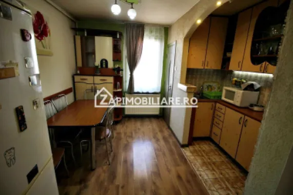 Apartament 2 camere,54mp,conf.1,cartier Tudot,bloc izolat