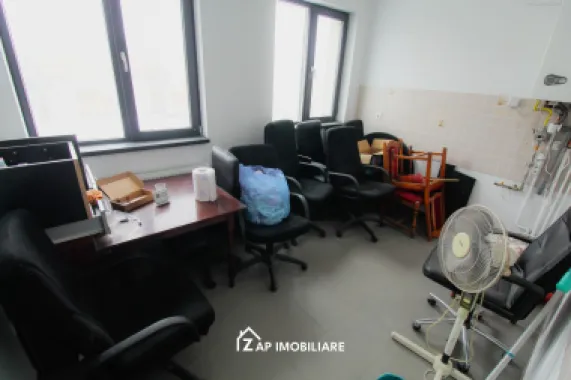 Spatiu de Birouri 100 mp - Renovat