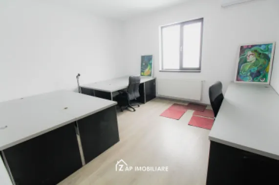 Spatiu de Birouri 100 mp - Renovat