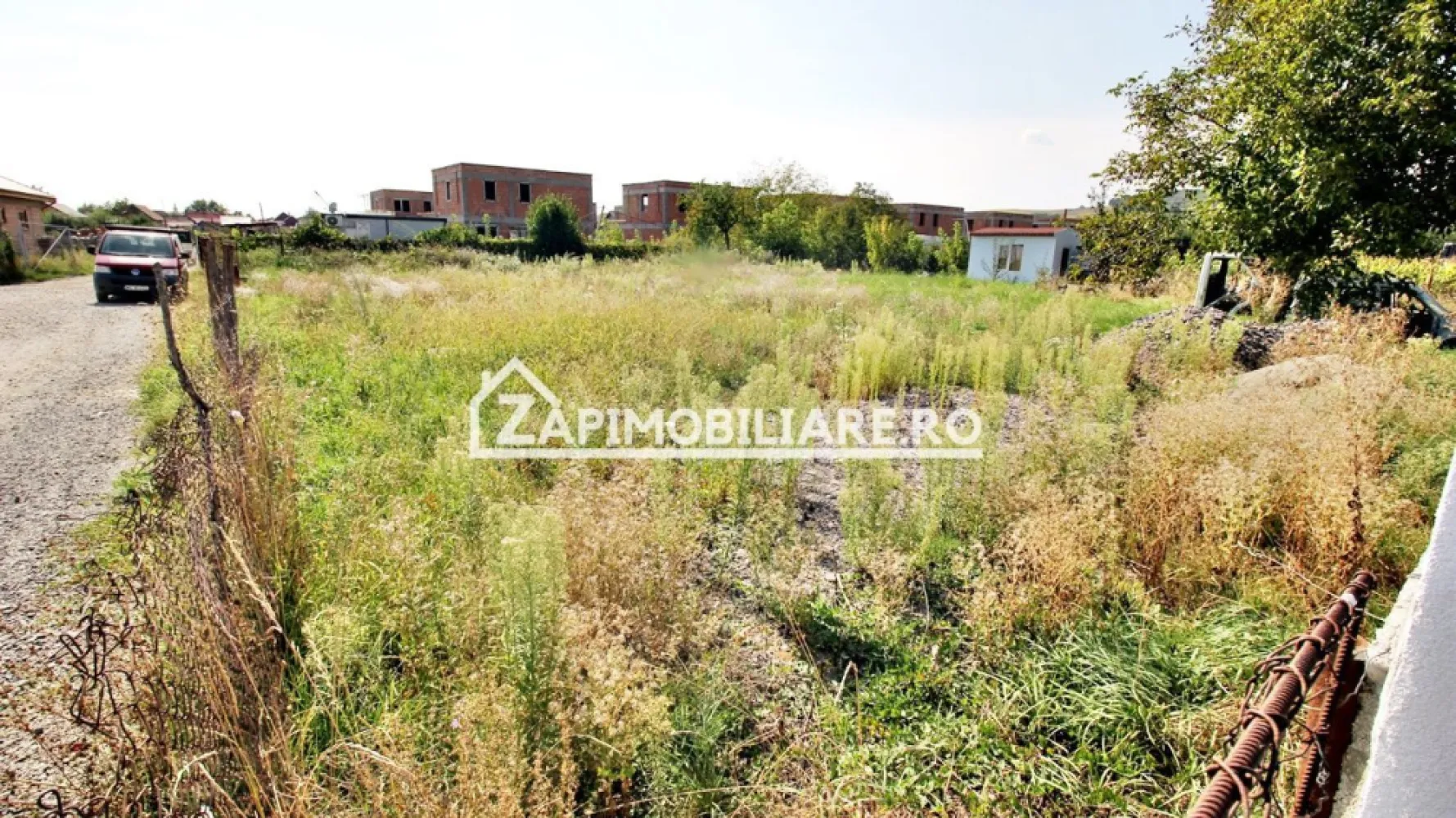 Teren 976 mp. cu PUZ. Targu Mures Unirii - De vânzare 976 mp. de teren intravilan cu Puz si certificat de Urbanism in Unirii ,strada Ioan Vescan. Terenul se vinde la prețul de 129.000 euro negociabil. Comisionul este ZERO!
Contact 0774048706 Bogdan
Dacă vă place această ofertă - sau pentru alte informații sunați la numărul de contact din anunț! 0774048706 Bogdan
Compania Zap Imobiliare vă pune la dispoziție toate informațiile, actele și documentele necesare alături de asistență și consiliere permanentă până la finalizarea achiziției imobiliare. Ne dorim să îți oferim cea mai plăcută experiență.