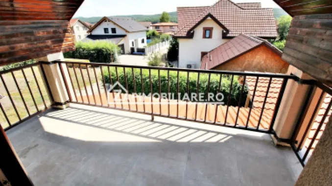 Casa 4 camere,3 bai,1 pivnită,170 mp,517mp teren,0% comision