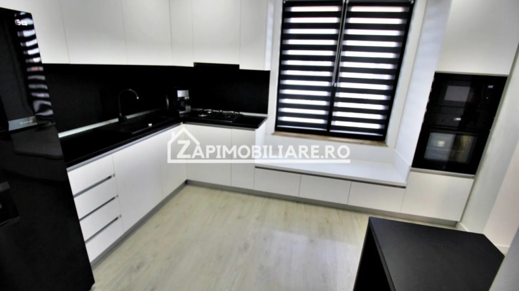 Casa 4 camere,3 bai,1 pivnită,170 mp,517mp teren,0% comision