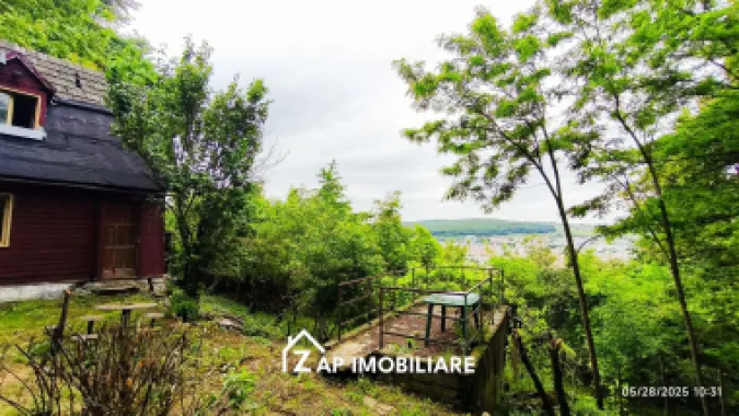 Teren Platou - 1613 mp - cu căbănuță intabulată– vedere panoramica