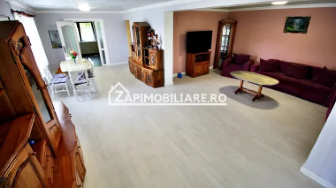 Casa 5 camere, 326mp, 1.253mp teren, 0% comision