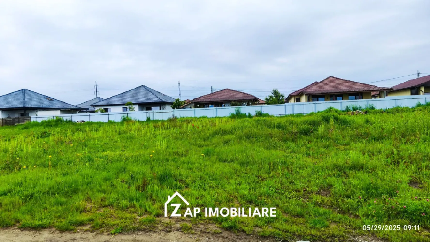 Nazna - Izvorului - 509 mp intravilan - deschidere 19m - ID proprietate: CP2561595
Contact ⓪⑦②⑥ ②②③ ⑧⑧⑥ Sebastian
De vanzare teren intravilan 509 mp, situat in Sancraiu de Mures localitatea Nazna, Strada Izvorului oferit de Zap Imobiliare
- deschidere front 19 m liniari
- utilitati in apropiere - zona cu case 
Pret 41738 euro - 82 euro/mp negociabil
Comision Zero cumparator