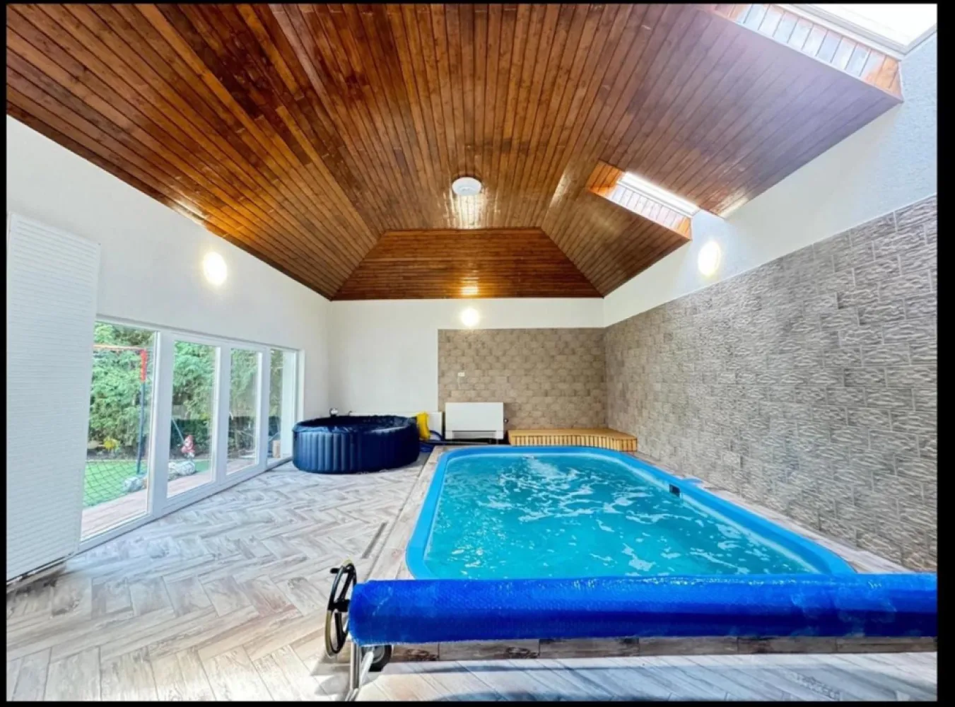 Casa Premium 6 camere,5 băi, Piscină, saună, 768 mp teren,