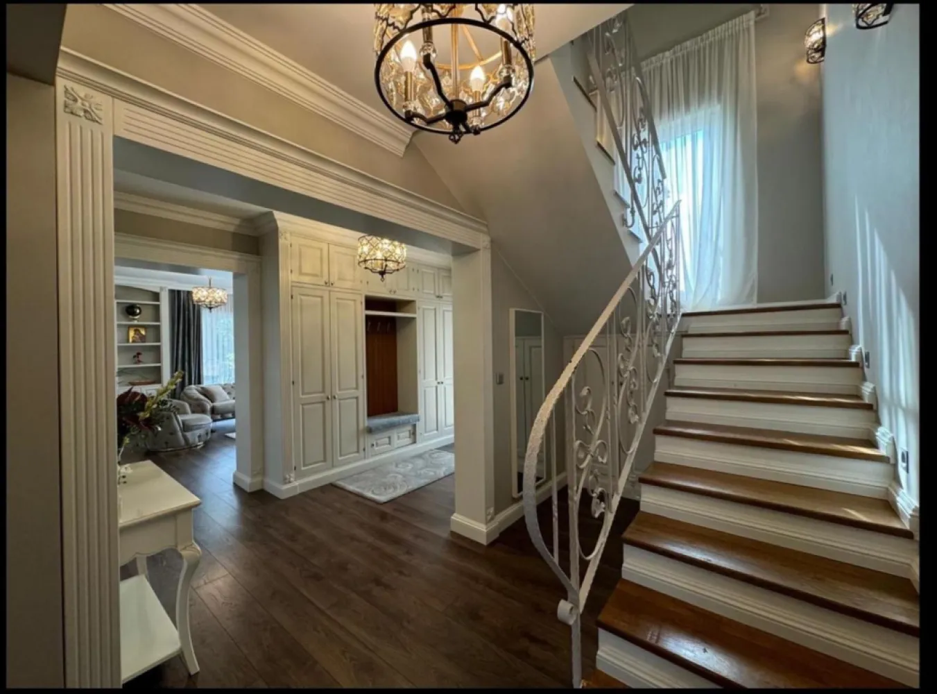 Casa Premium 6 camere,5 băi, Piscină, saună, 768 mp teren,