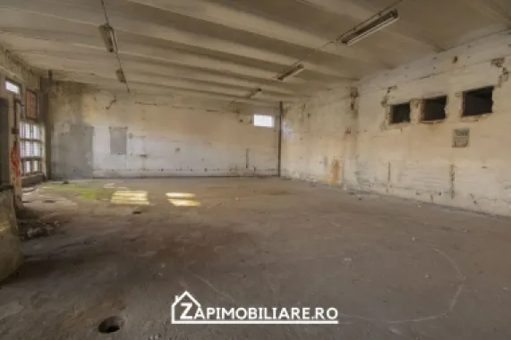 Cladire 3 nivele 529 mp utili - zona Poli 2 -