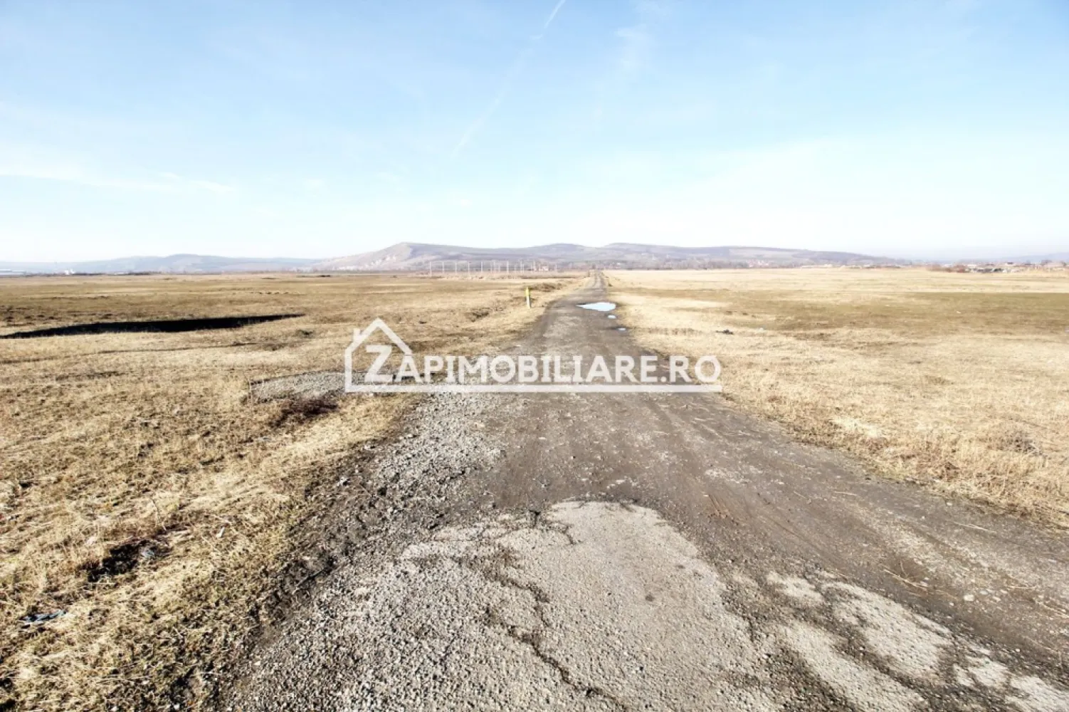Teren intravilan 20.347 mp in Ungheni - De vânzare 20.347 mp. de teren în Ungheni 300 m de Aeroport, 200 m de autostradă,utilității în zonă terenul se vinde la prețul de 20 euro mp. 407.000 Euro negociabil. Comisionul este ZERO!
Dacă vă place această ofertă - sau pentru alte informații sunați la numărul de contact din anunț!
Compania Zap Imobiliare vă pune la dispoziție toate informațiile, actele și documentele necesare alături de asistență și consiliere permanentă până la finalizarea achiziției imobiliare. Ne dorim să îți oferim cea mai plăcută experiență.